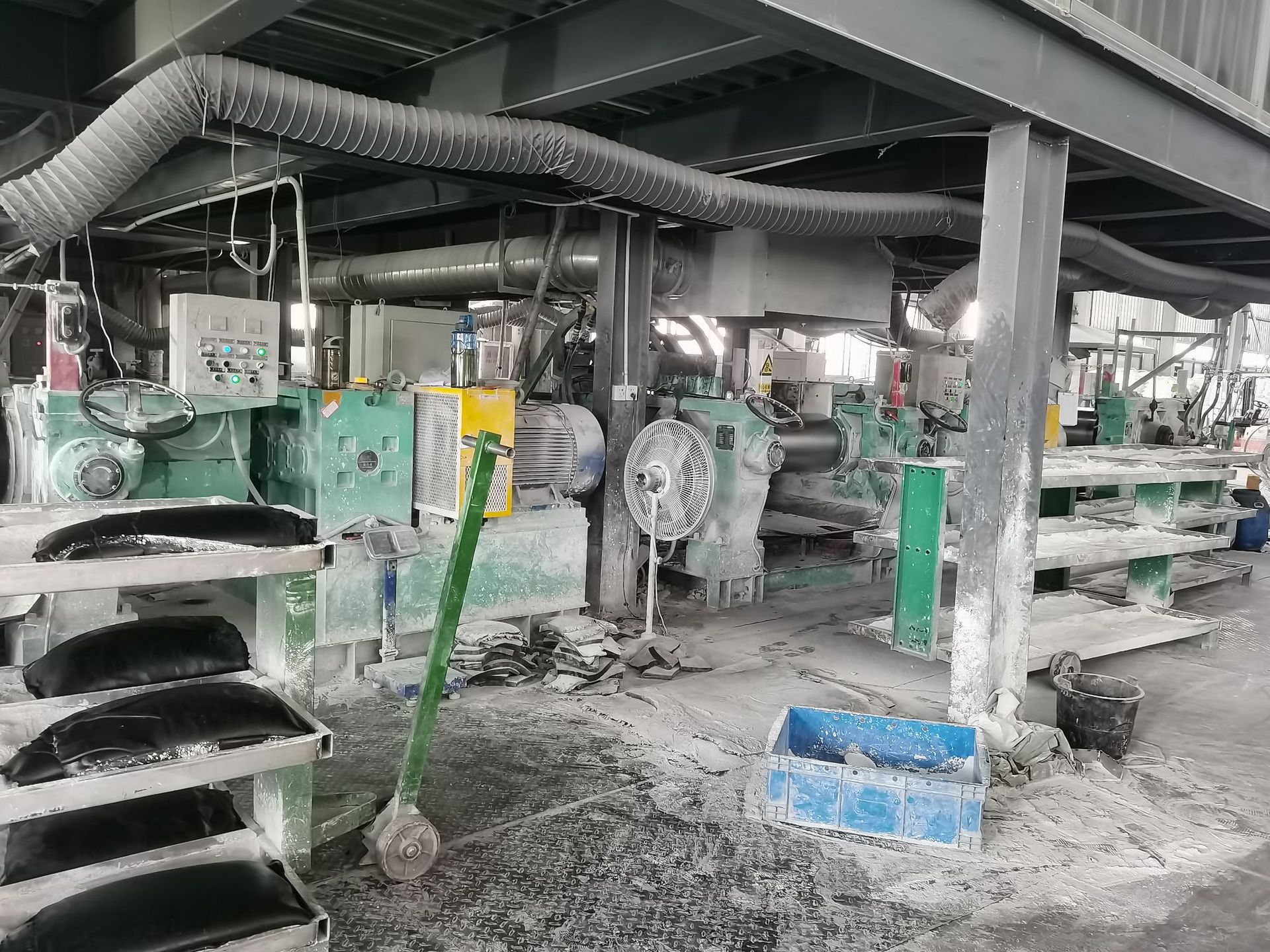 Rubber foam roll heat transfer printing large advertising personality blank keyboard mouse pad rubber lock white blank thickened coil factory spot manufacturer | PAIDU